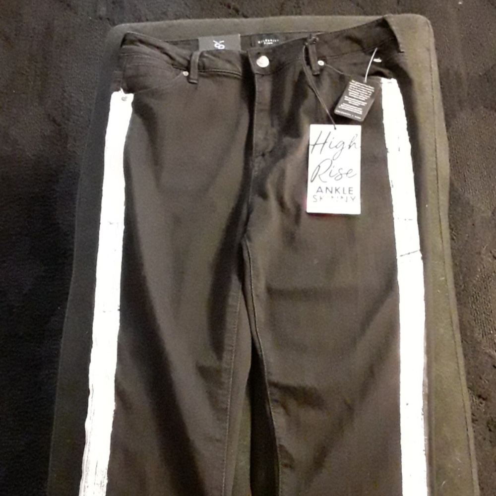 Celebrity  pink...Black Jean's